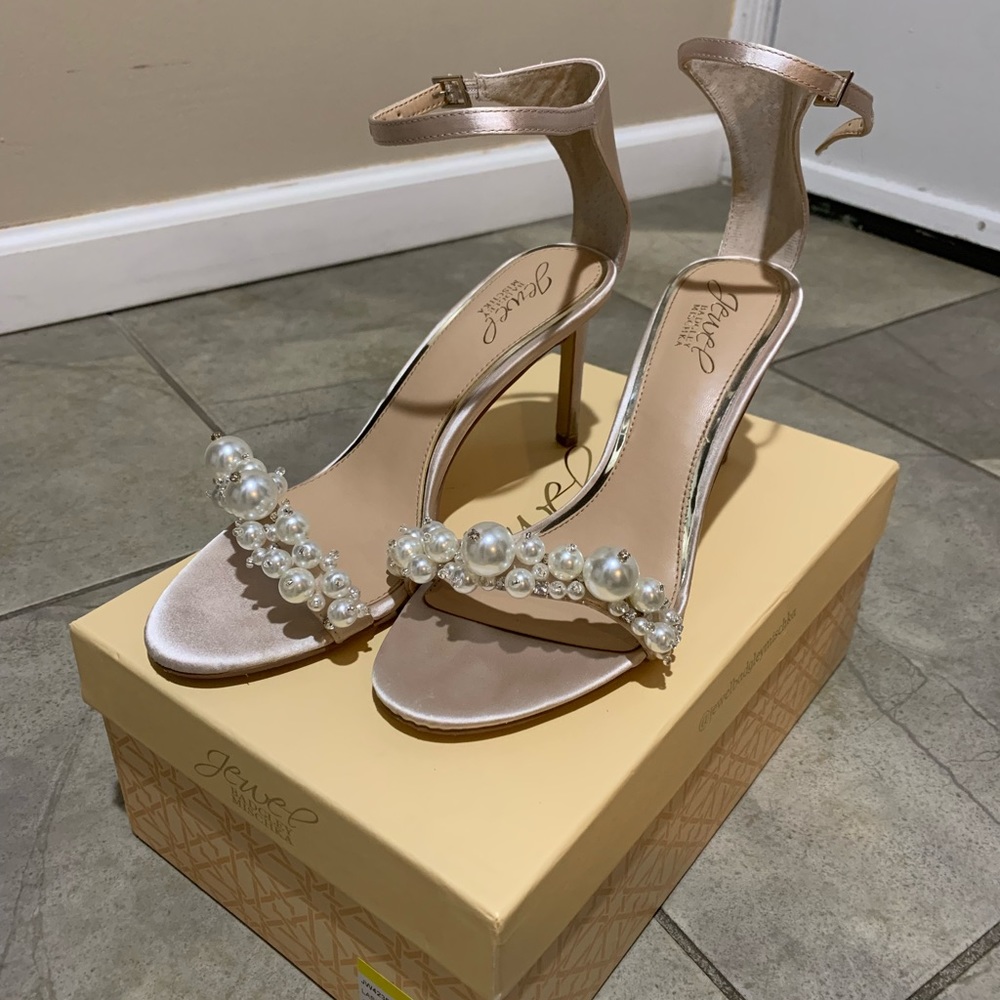 Jewel by Badgley Mischka “Lassie” style